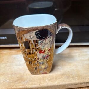 Artistic Ceramic Mug with Gustav Klimt The Kiss